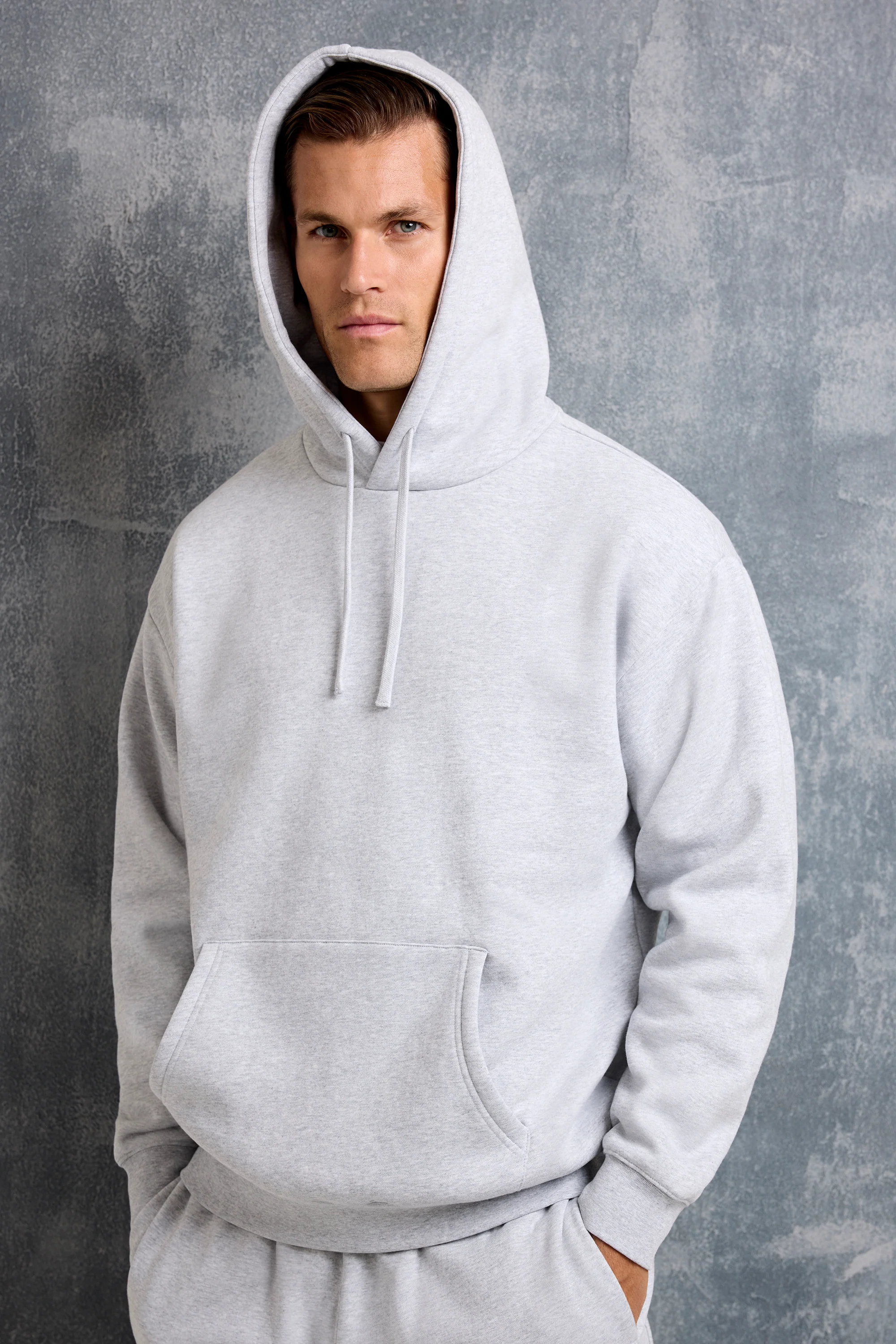 THE MILAN OVERSIZED HOODIE - Image 9