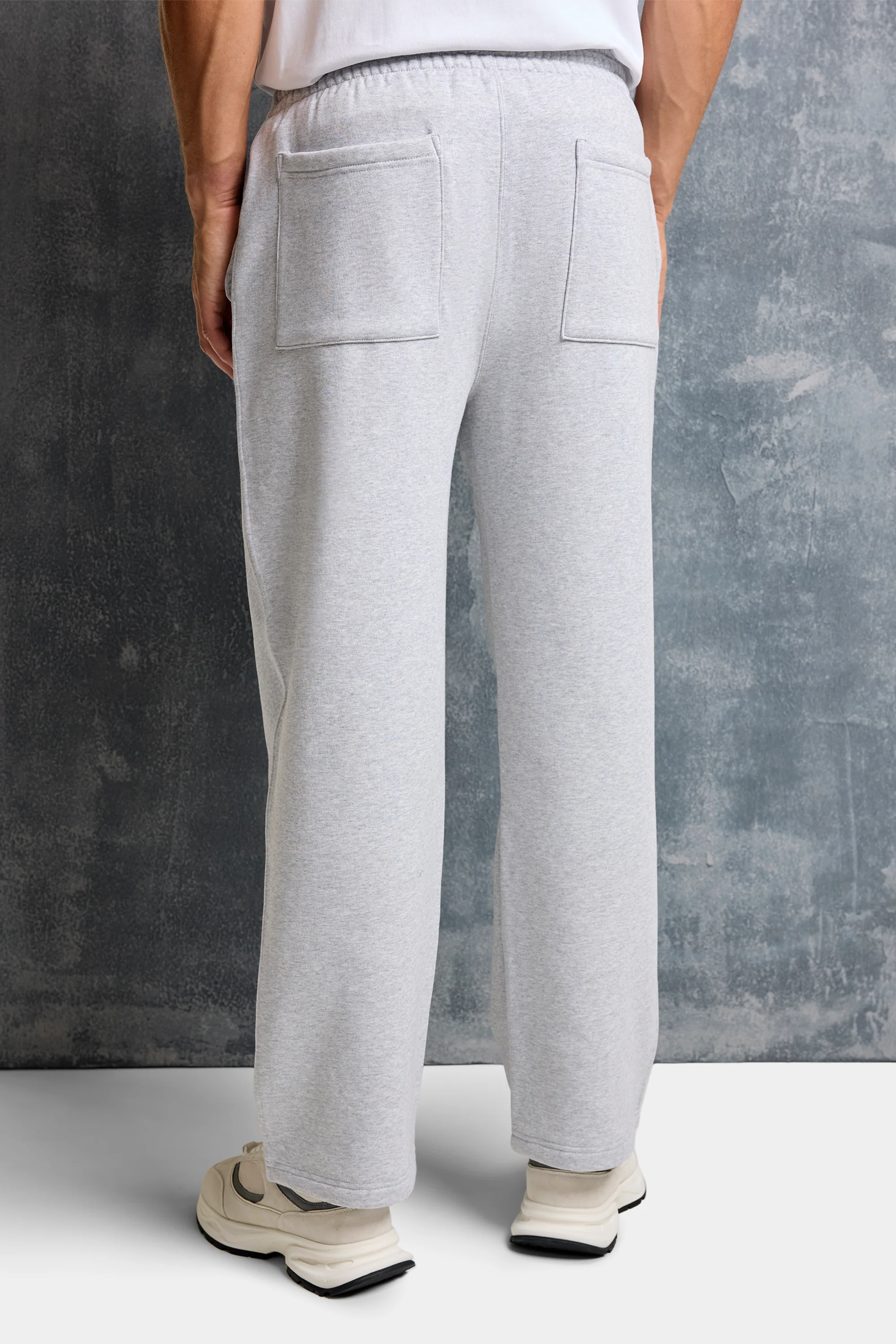 THE MILAN JOGGER - Image 13