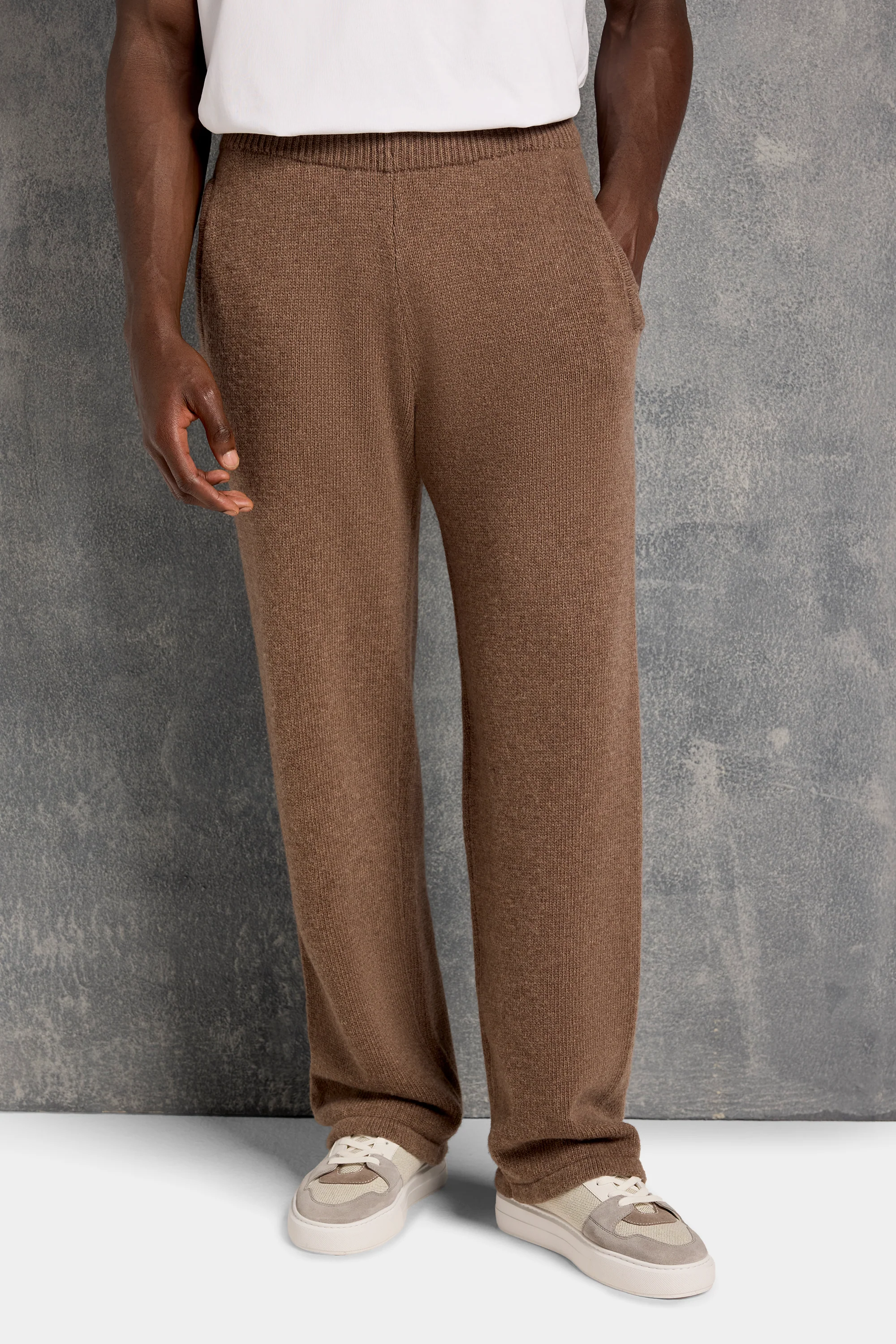 THE SAVONA JOGGER - Image 8